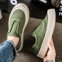 Sapatos Casuais Masculinos 2025 Novos Sapatos Slip-On de um pé, Sapatos de Tábua Respiráveis com Superfície de Tecido, Sapatos Modernos Versáteis de Lona de Sola Macia para Homens