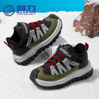 Sapatos infantis forrados a polar Warrior com blocos de cor, velcro versátil, sapatos desportivos casuais fáceis de colocar e tirar, sapatos de algodão alto portáteis e confortáveis