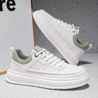 Sapatos de homem: sapatos brancos leves e de sola macia de primavera/verão, sapatos casuais de homem, sapatos de tábua versáteis de sola grossa, sapatos modernos de homem