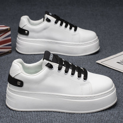 Sapatos masculinos de verão, novos sapatos brancos respiráveis, sapatilhas desportivas masculinas versáteis e de sola grossa que aumentam a altura, ténis casuais, sapatos modernos