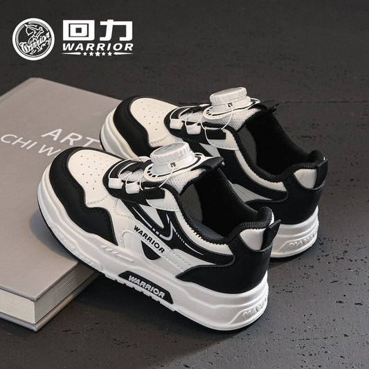 Sapatos casuais casuais versáteis pretos e brancos, sapatilhas desportivas para crianças intermédias e mais velhas para homens e mulheres, sapatos infantis Warrior, sapatos novos de sola grossa para outono
