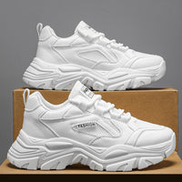 Sapatos de Homem 2025 Novos Summer Breathable Mesh Casual Little White Outdoor Running Masculino com sola grossa e sola Dad Dad Trendy Trendy