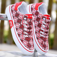 Sapatos de Homem 2025 Verão Novos Ténis Desportivos Casuais de Um Pé, Sapatos de Lona Respiráveis e Preguiçosos ao Estilo Coreano, Modernos Versáteis E Respiráveis
