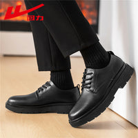 Sapatos empresariais de pele grossa forrados a polar Warrior, sapatos de pele com solas grossas forrados a polar, sapatos de cordões confortáveis e de cor sólida, sapatos de algodão para calçar, sapatos de trabalho quentes e na moda