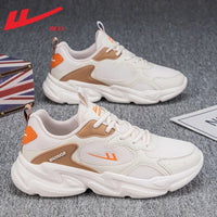 Sapatos masculinos de desporto ligeiro Warrior Student, sapatos casuais de rede premium respiráveis, sapatos coreanos de caminhada de exterior modernos e fixes à venda por grosso