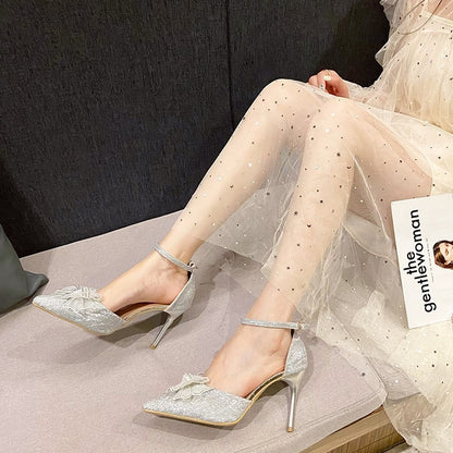 Saltos altos franceses suaves e deslumbrantes com laço para mulheres, novas sapatilhas sapatilhas plus size de exportação 2025, sapatos simples de moda para banquetes