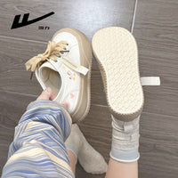 Os novos ténis confortáveis e versáteis ao estilo coreano da Warrior, sapatos sapatilhos de estilo academia fofos e energéticos, sapatos casuais casuais retro e modernos