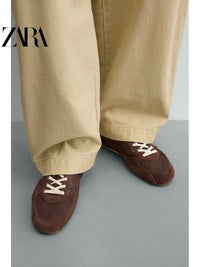Sapatos masculinos ZARA, lançamento da coleção verão 2026, com detalhes em camurça, modelo retrô com cadarço e design leve, código 2343720 700.