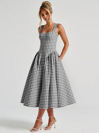 Vestido de princesa francês fresco, europeu e americano à moda que aperta a cintura, vestido slip sem costas sexy para mulheres