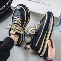 Sapatos Forrest Masculinos 2025 Novos Spring Versatile Leather Casual Sports Shoes, Sapatos Masculinos de Pai de Sola Grossa que Aumentam a Altura Mais Vendidos