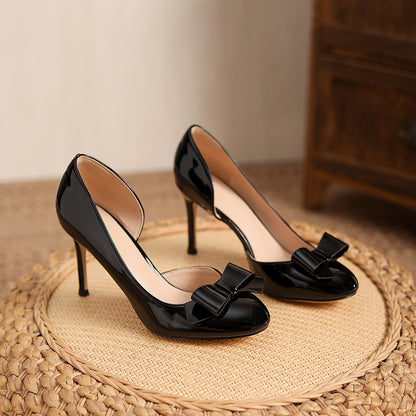 2025 Novos Saltos Altos Nude Confortáveis com Abertura Lateral, Salto Agulha, Elegância Deslumbrante, Sapatos de Pele Envernizada com Bico Redondo de Uma Camada para Mulheres