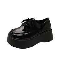 Sapatos simples de mulher com sola grossa, novos sapatos de couro com ponta redonda e ponta redonda de 2025 para primavera/outono, mocassins de estudante ao estilo britânico