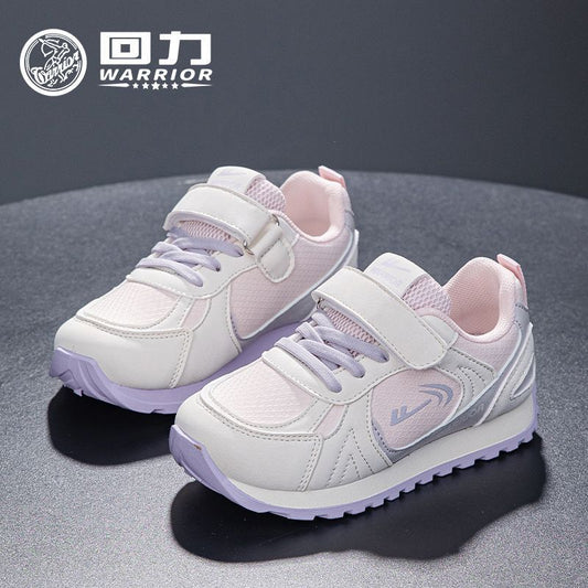 Os novos ténis desportivos versáteis em pele de capota baixa da Warrior, design minimalista com blocos de cor para rapazes e raparigas, sapatos casuais de alto valor