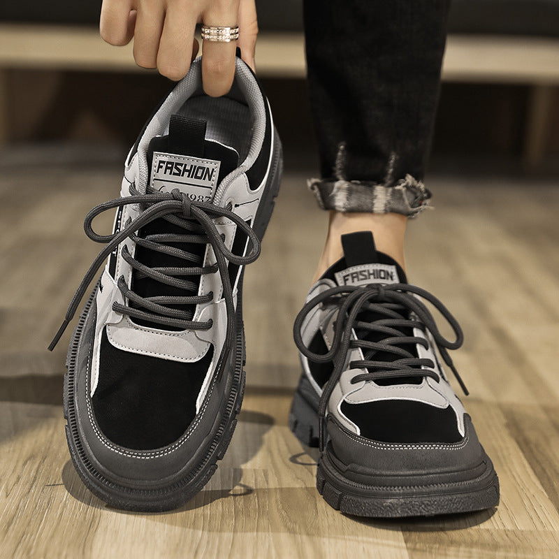 Sapatos de Outono Masculinos Respiráveis 2025 Novos Sapatos Casual Versáteis Calças de Trabalho de Topo Baixo com Sola Grossa Botas Martin de Couro para Homens