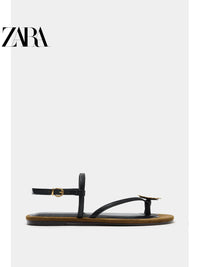 Sandálias rasteiras de bico redondo da ZARA, coleção verão 2026, com detalhes metálicos, modelo 2627710 700.