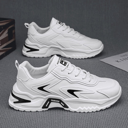 Sapatos masculinos de primavera, novos sapatos brancos versáteis e modernos de 2025, aumento de altura para desportos juvenis casuais, sapatos da moda do pai