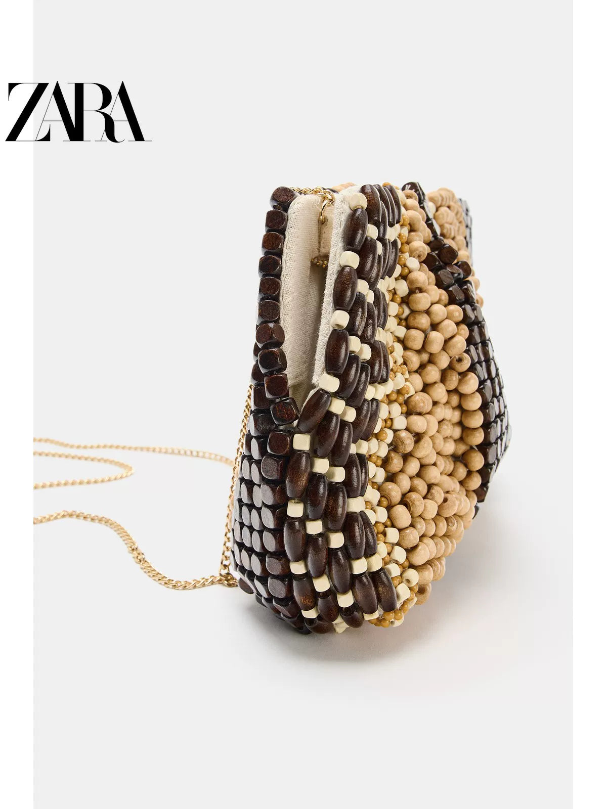Bolsa feminina ZARA, lançamento da coleção verão 2026: design color block com aplicações de miçangas, modelo transversal/clutch rígido, código 6250710 700