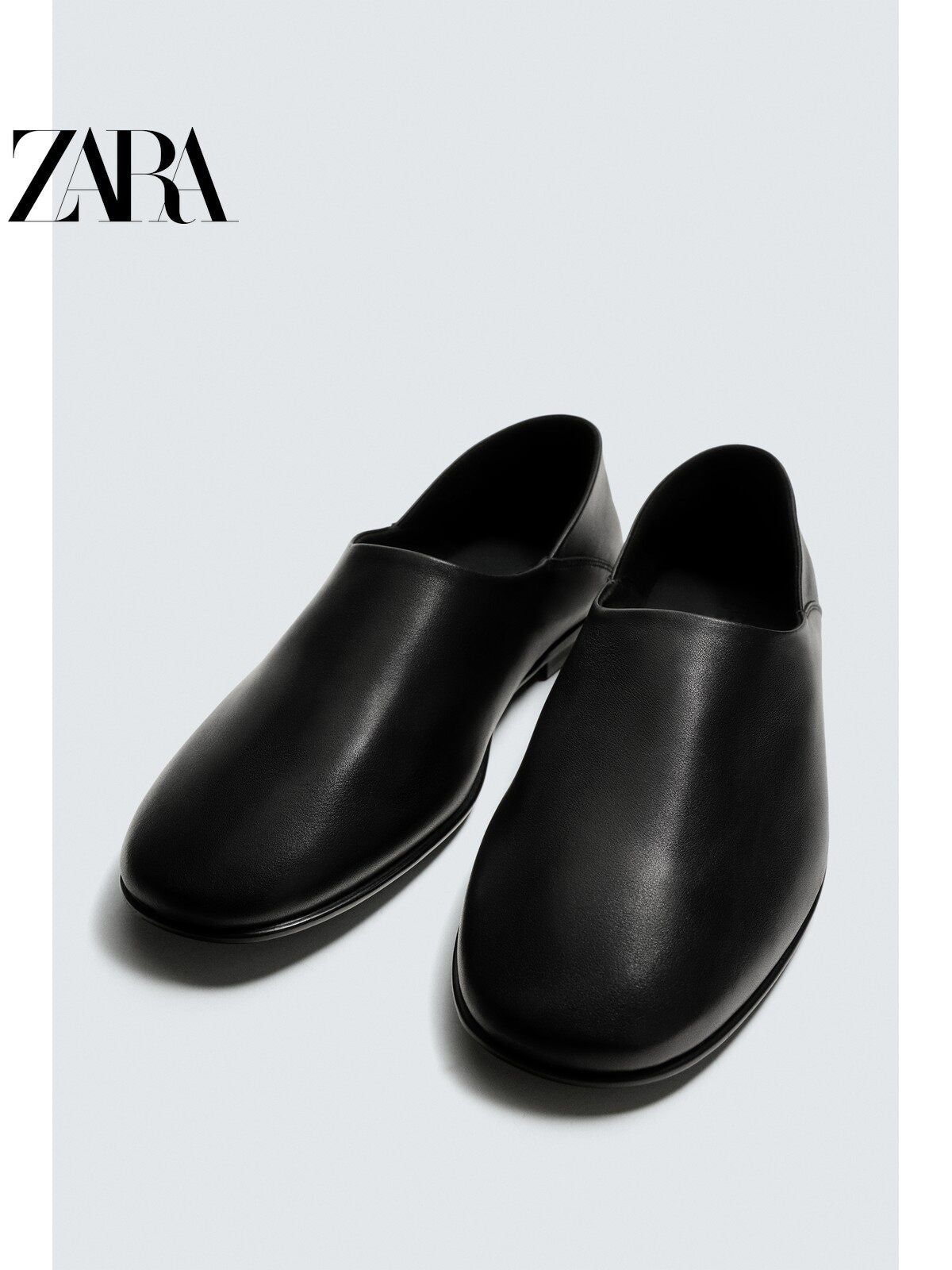 ZARA Coleção Verão 2026 - Sapatos Masculinos - Mocassim Simples de Couro com Sola Fina 2631820 800