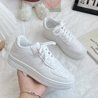 2024 Novos Ténis Desportivos Universitários Americanos Vintage de Estilo Hong Kong de Estilo Americano Vintage Branco Branco de Sola Grossa com Atacadores Brancos