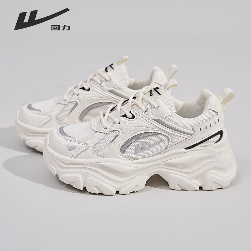 Sapatos femininos Warrior respiráveis e de sola grossa, sapatos simples de pai, sapatos de estudante pequenos, frescos e enérgicos, sapatos casuais da moda
