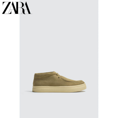 Oferta especial ZARA: Sapatos masculinos selecionados com acabamento em camurça, bico redondo e cadarço, 2457620 102