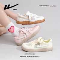 Sapatos femininos de malha Warrior, baixos, confortáveis, versáteis, ténis de verão na moda, sapatos casuais de estilo universitário de alta estética