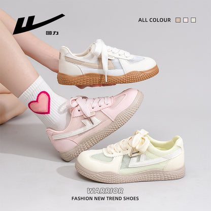 Sapatos femininos de malha Warrior, baixos, confortáveis, versáteis, ténis de verão na moda, sapatos casuais de estilo universitário de alta estética