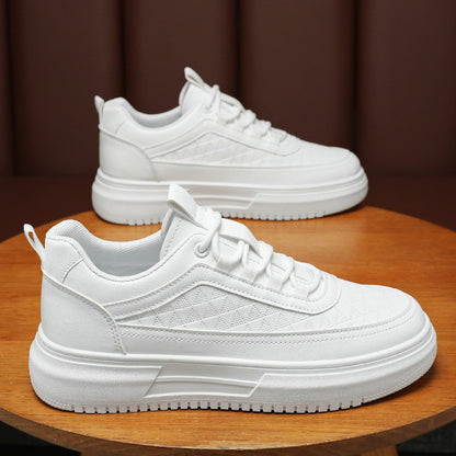 Sapatos masculinos de verão, sapatos brancos novos e respiráveis, ténis desportivos casuais versáteis e de sola grossa ao estilo coreano, versáteis, sapatos modernos