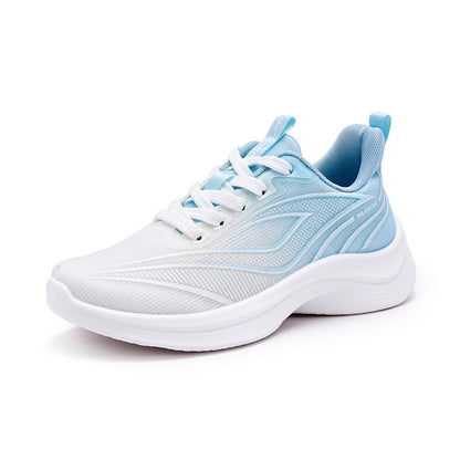 Os novos ténis desportivos femininos de cano baixo e na moda, sapatos versáteis, de visual alto e preppy casual, sapatos confortáveis ao estilo coreano