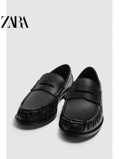 ZARA Coleção Primavera/Verão 2026 Sapatos Masculinos: Mocassins Casuais Simples com Aba e Bolso 2629720 800