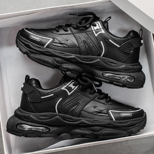 Sapatos masculinos de verão, sapatos novos e respiráveis, ténis masculinos modernos versáteis de sola grossa que aumentam a altura, sapatos casuais pretos de pai na moda
