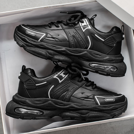 Sapatos masculinos de verão, sapatos novos e respiráveis, ténis masculinos modernos versáteis de sola grossa que aumentam a altura, sapatos casuais pretos de pai na moda
