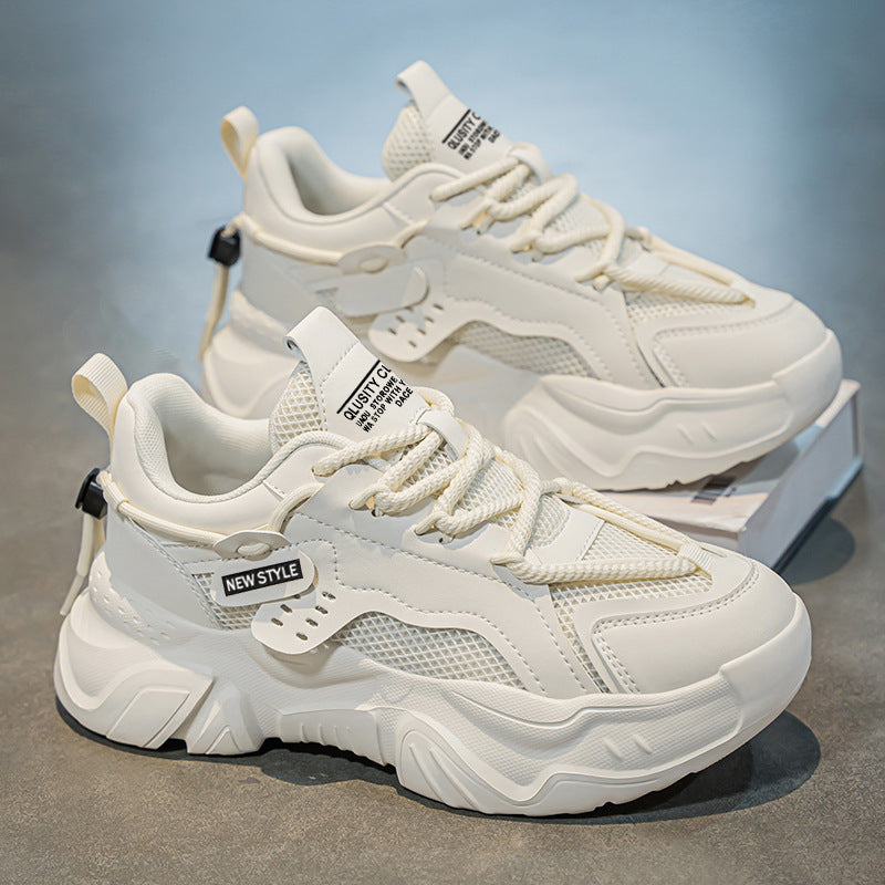 Sapatos de Homem 2025 Novo Verão Versáteis Respiráveis Respiráveis de Malha Fina Desporto Juvenil Casual Black Warrior Dad Shoes Trendy