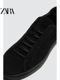 Tênis masculino leve com cadarço e detalhes em camurça, lançamento da coleção de verão 2026 da ZARA (código: 2209720 800).