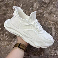 Sapatos de Homem 2024 Verão Novo Sapatos de Pai Respiráveis Sapatilhas de Rede Versáteis Modernos Versáteis Desportivos Casuais de Rede Masculino