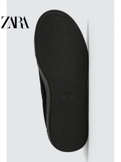 Tênis masculino leve com cadarço e detalhes em camurça, lançamento da coleção de verão 2026 da ZARA (código: 2209720 800).