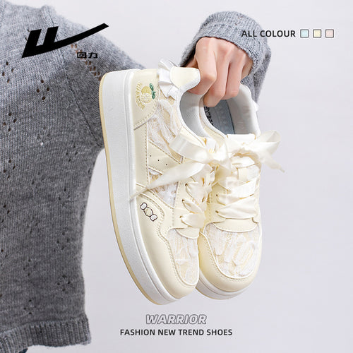 Os novos sapatos versáteis de blocos de cor da Warrior, design confortável para mulheres solteiras, alta atratividade e sapatos casuais energéticos ao estilo coreano