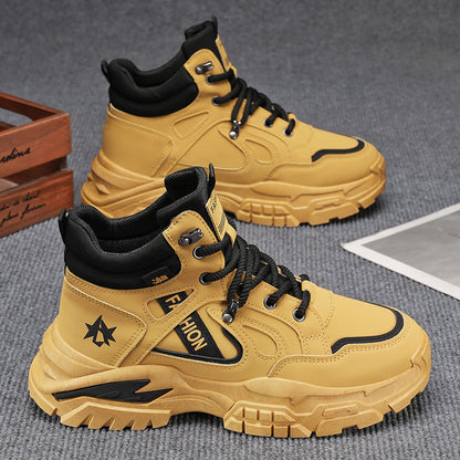 Sapatos masculinos de cano alto, botas Martin antiderrapantes em couro de outono e plataforma, botas de alpinismo ao ar livre no outono, botas de trabalho desportivo e de lazer