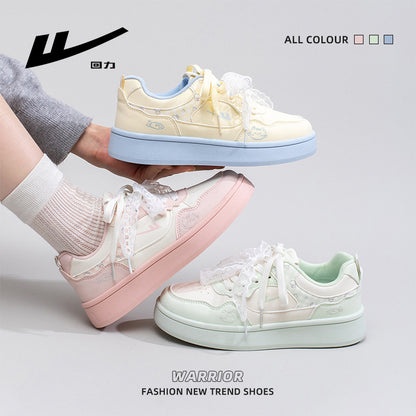 As novas sapatilhas femininas versáteis e na moda 2026, ténis confortáveis com blocos de cor, sapatos casuais coreanos de alto valor