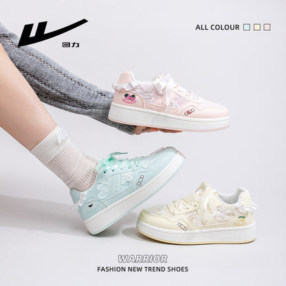 Os novos sapatos versáteis de blocos de cor da Warrior, design confortável para mulheres solteiras, alta atratividade e sapatos casuais energéticos ao estilo coreano