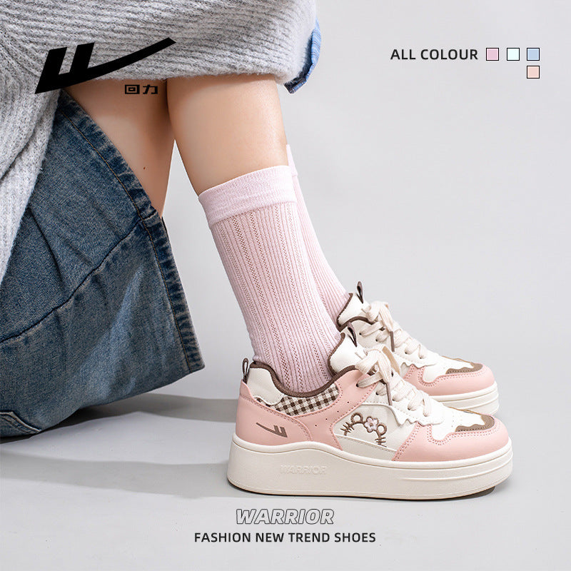 Os novos ténis doces de outono da Warrior, sapatos casuais versáteis e modernos com blocos de cor, sapatos coreanos confortáveis de sola grossa para mulheres