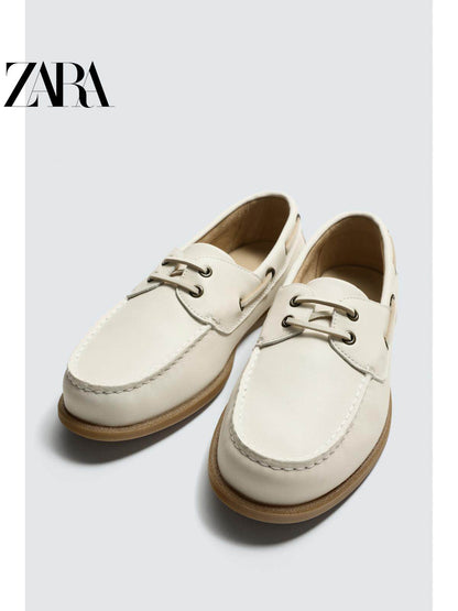 Sapatos masculinos ZARA Primavera/Verão 2026, cabedal em couro liso branco, bico redondo, estilo náutico, 2438720 001
