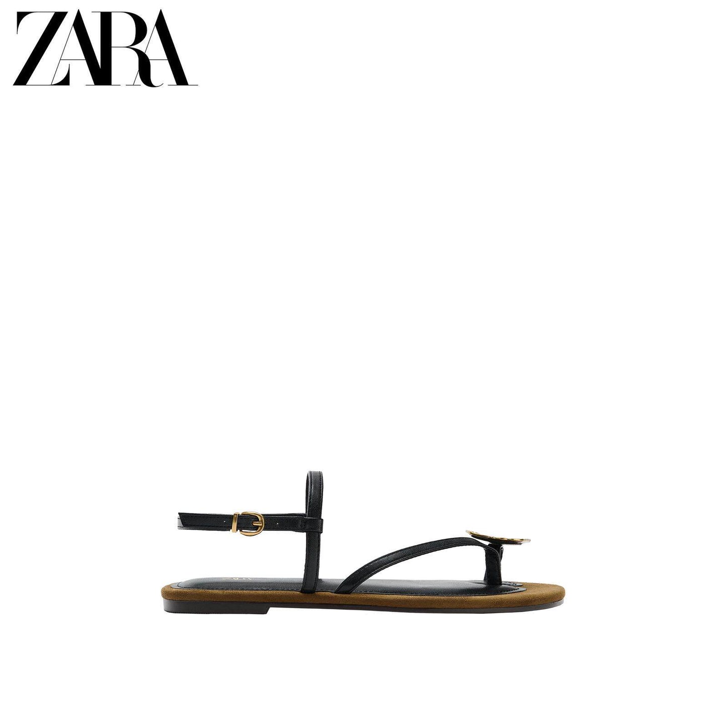 Sandálias rasteiras de bico redondo da ZARA, coleção verão 2026, com detalhes metálicos, modelo 2627710 700.