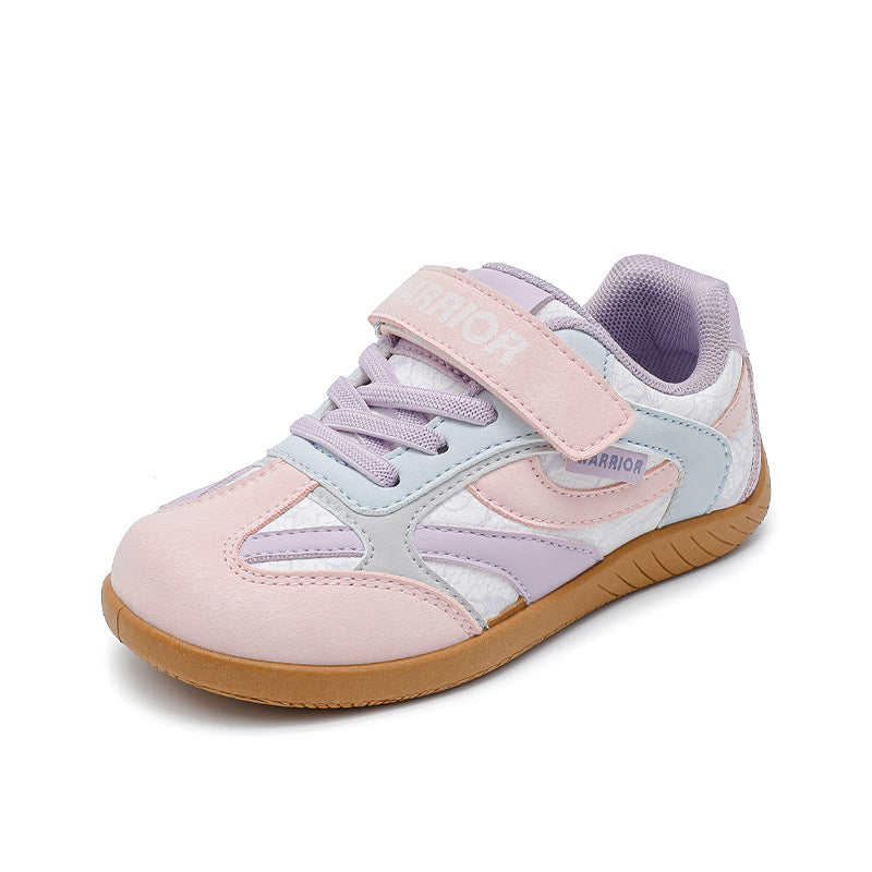 Sapatos infantis Warrior color-block Velcro, novos sapatos de treino moral para raparigas da primavera, ténis desportivos leves de sola fina, sapatos casuais versáteis