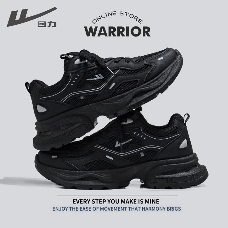 Os novos sapatos confortáveis de primavera com sola grossa, sapatilhas simples de desporto ao ar livre, sapatos casuais em pele unissexo