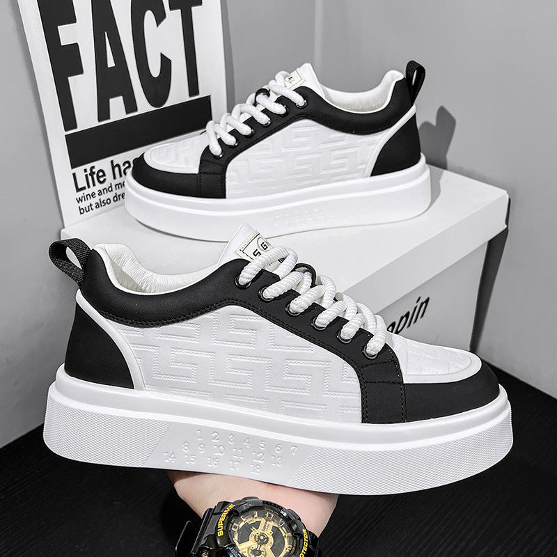 Sapatos masculinos de luxo leves e topo de gama, sapatos brancos de couro prima, sapatos modernos de quadro branco, ténis versáteis versáteis de sola macia e sola grossa que aumentam a altura
