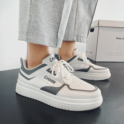 Ténis casuais de primavera, sapatos baixos para jovens masculinos, sapatos brancos para estudantes, sapatos masculinos modernos e versáteis ao estilo Hong Kong