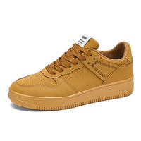 Novos sapatos casuais casuais de cor trigo para o verão, respiráveis, quentes, robustos, de sola grossa, versáteis, ténis desportivos em tendência para aumentar a altura