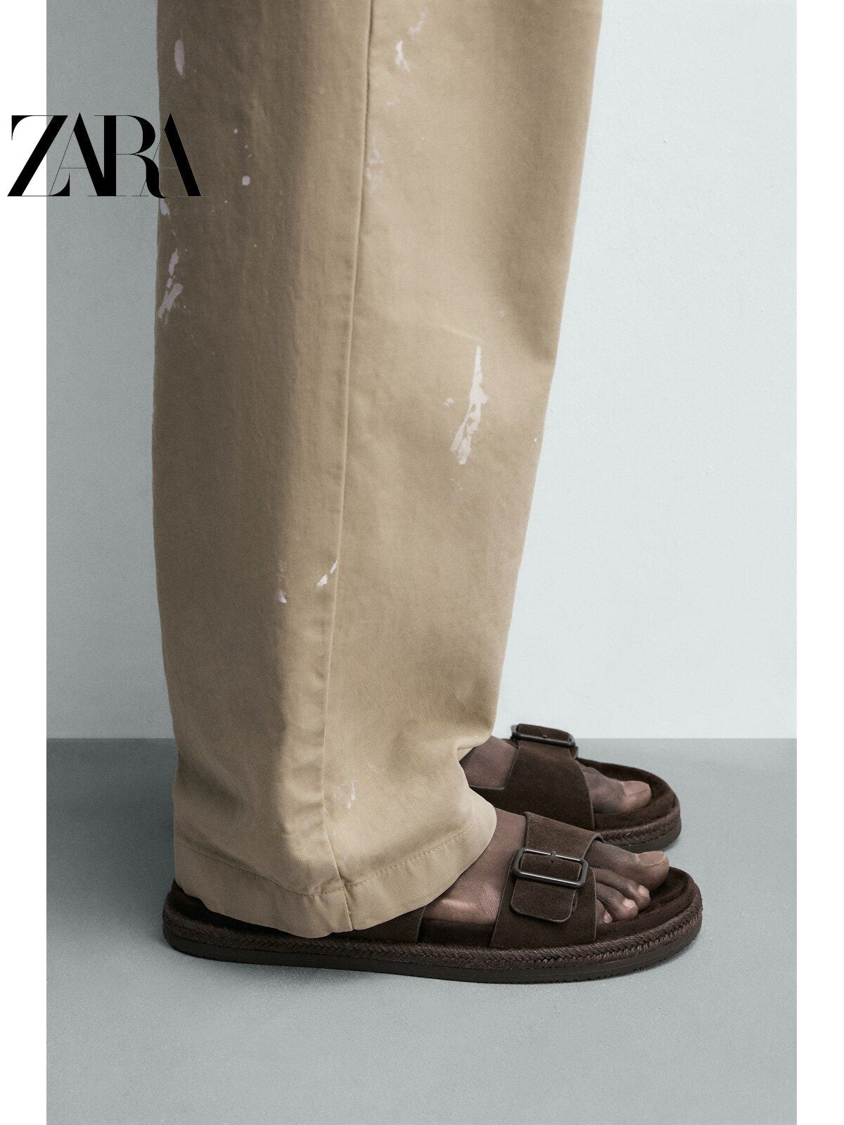 Sandálias masculinas de couro com duas tiras, lançamento da coleção verão 2026 da ZARA (código: 2738720 721).