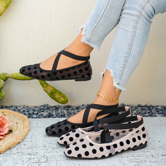 Sapatos casuais casuais casuais planos, de salto baixo, de salto baixo, de grande tamanho, transfronteiriços, novas sandálias femininas de malha respirável com bolinhas de verão